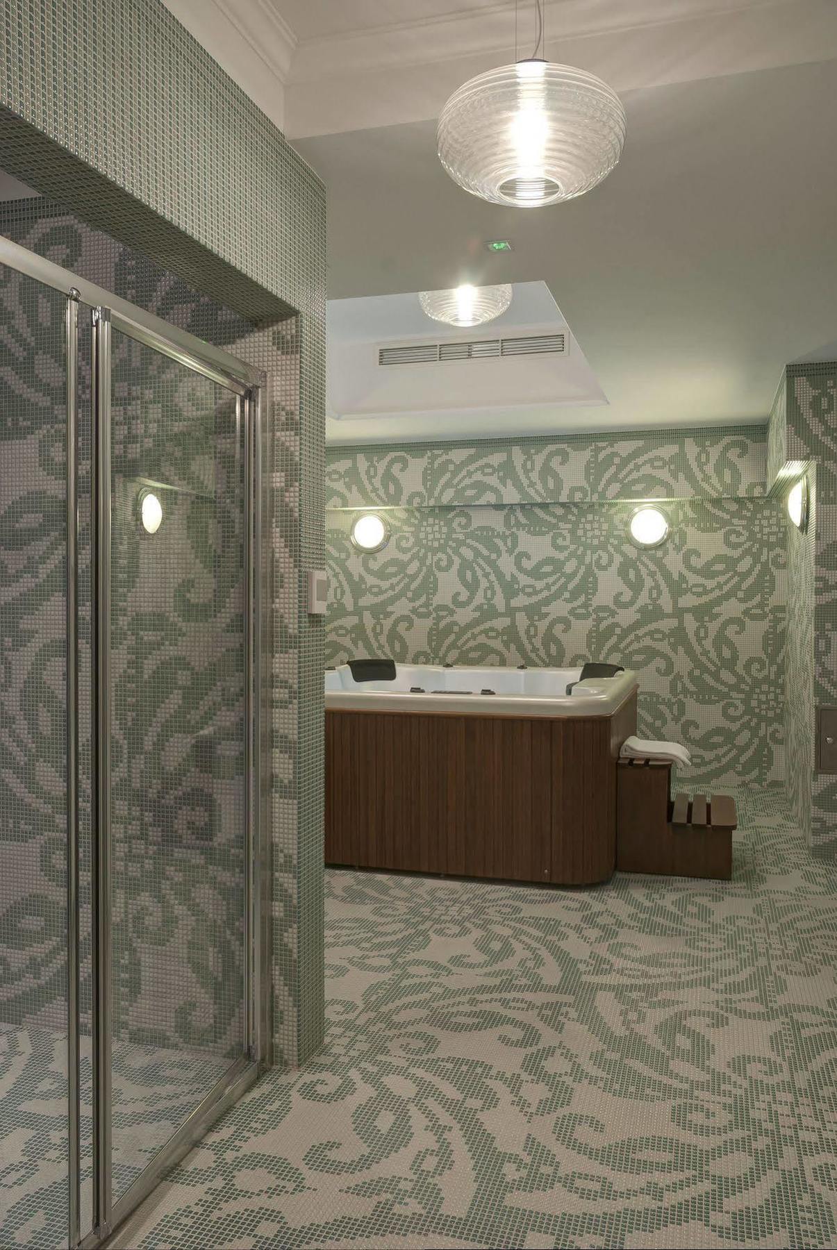 Hotel Willa Hueta Келце Екстериор снимка